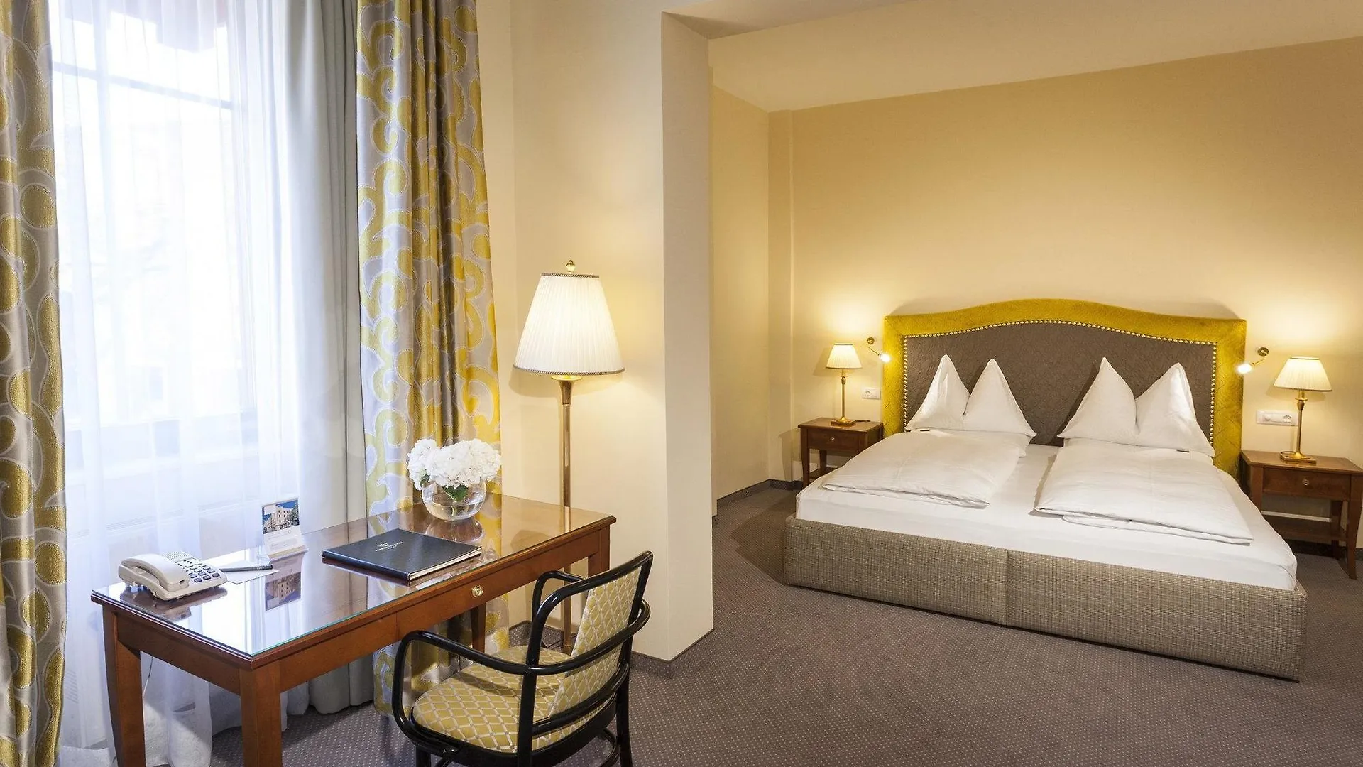 Parkhotel Graz - Traditional Luxury Hotel