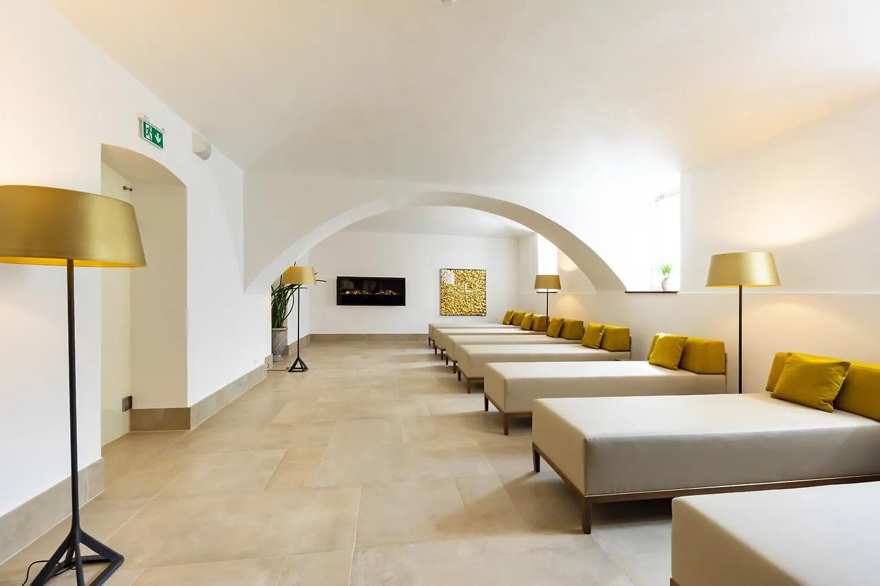 Parkhotel Graz - Traditional Luxury Hotel