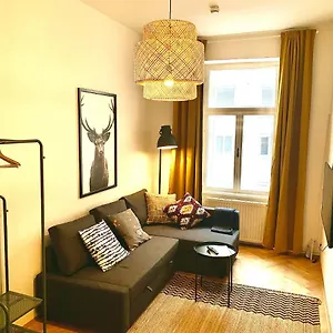 Contemporary - By Nahuen Apartment